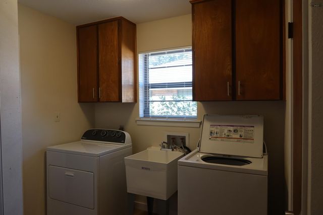 4819 ROYAL OAK STREET, Wichita Falls, TX 76308