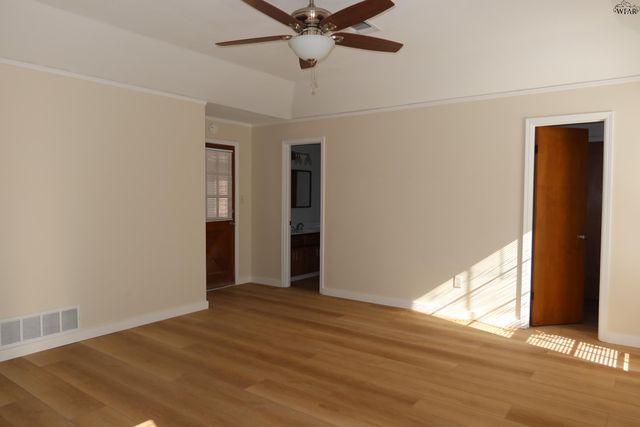 4819 ROYAL OAK STREET, Wichita Falls, TX 76308