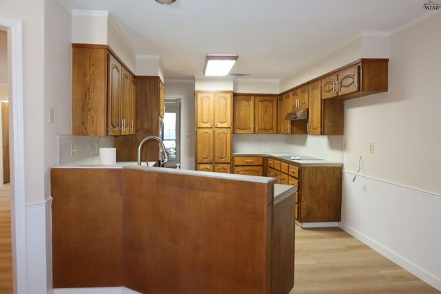 4819 ROYAL OAK STREET, Wichita Falls, TX 76308