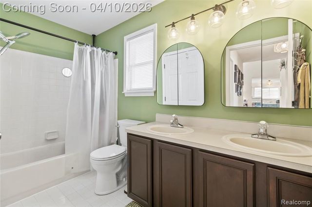 25250 Noble Drive, Chesterfield, MI 48051