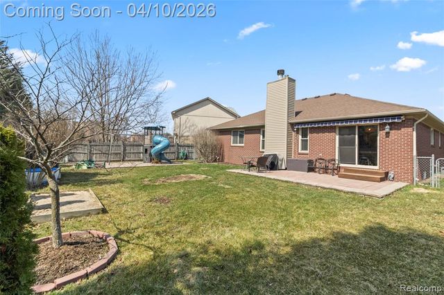 25250 Noble Drive, Chesterfield, MI 48051