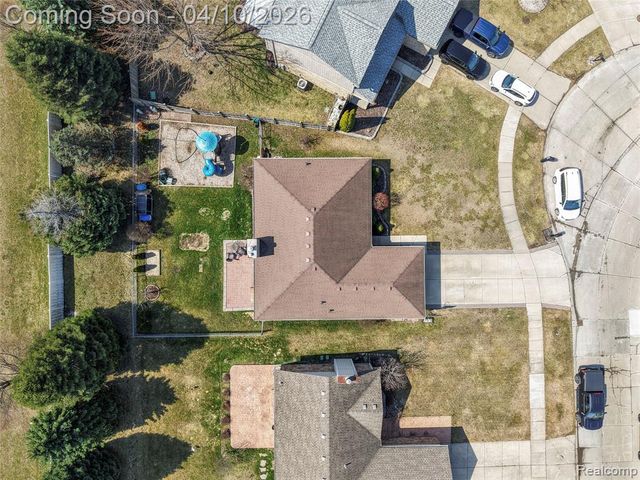 25250 Noble Drive, Chesterfield, MI 48051