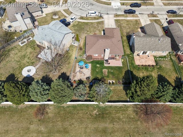 25250 Noble Drive, Chesterfield, MI 48051