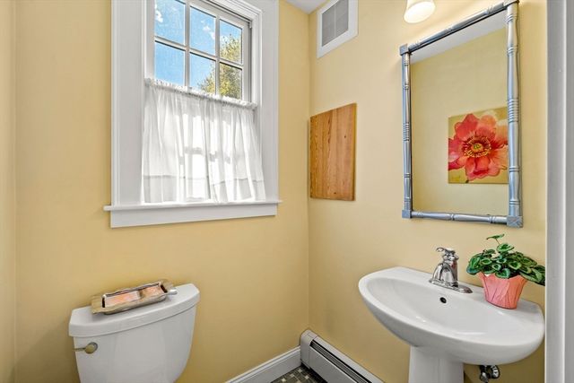 57 Garden Rd, Lowell, MA 01852