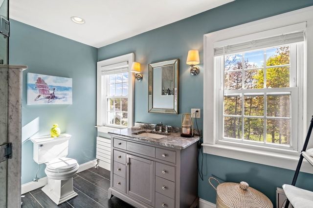 57 Garden Rd, Lowell, MA 01852
