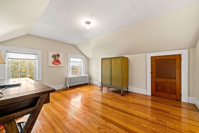 57 Garden Rd, Lowell, MA 01852