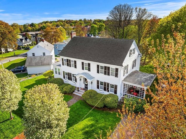 57 Garden Rd, Lowell, MA 01852
