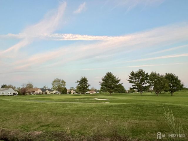 3 William Penn Court, Monroe, NJ 08831