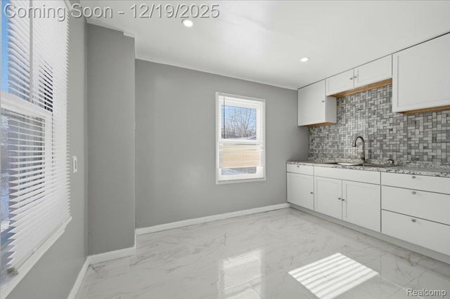 16662 Collingham Drive, Detroit, MI 48205