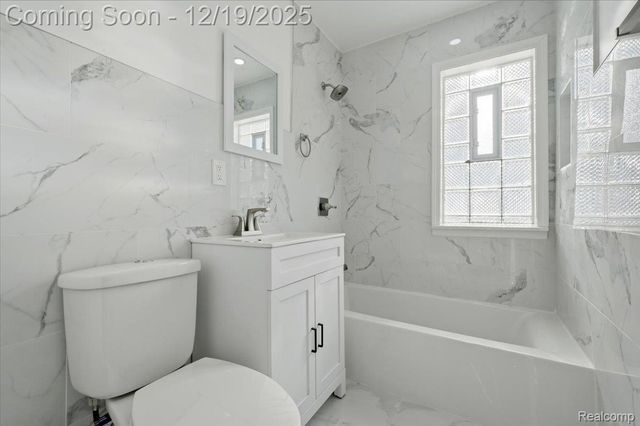 16662 Collingham Drive, Detroit, MI 48205