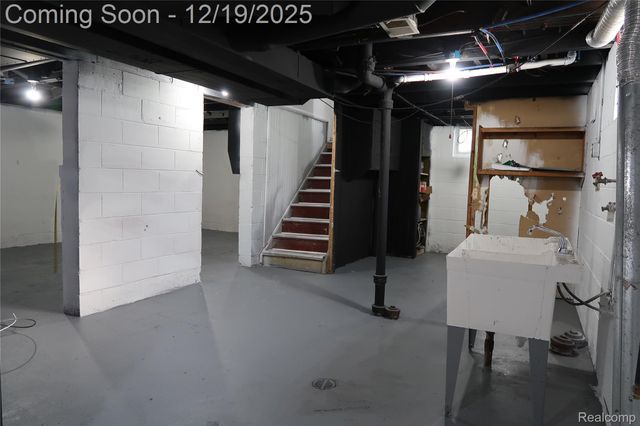 16662 Collingham Drive, Detroit, MI 48205