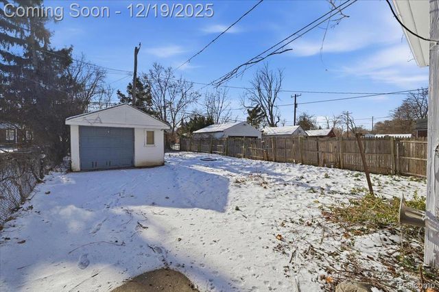 16662 Collingham Drive, Detroit, MI 48205