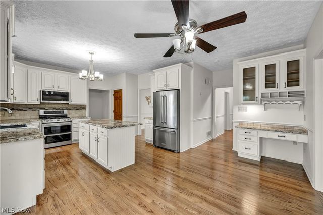 2728 High Hampton Trail, Cuyahoga Falls, OH 44223
