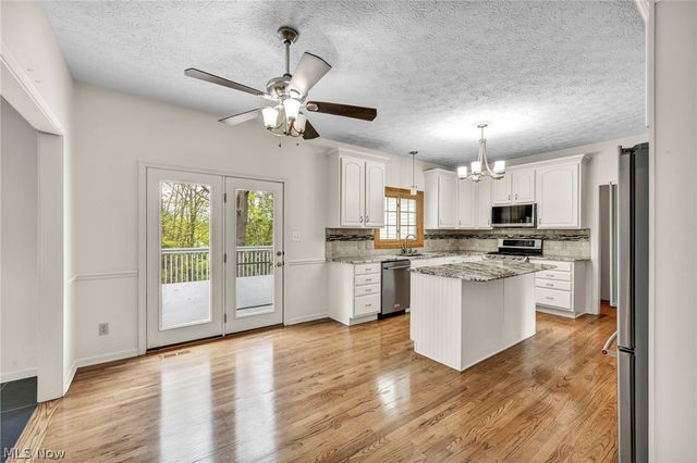 2728 High Hampton Trail, Cuyahoga Falls, OH 44223