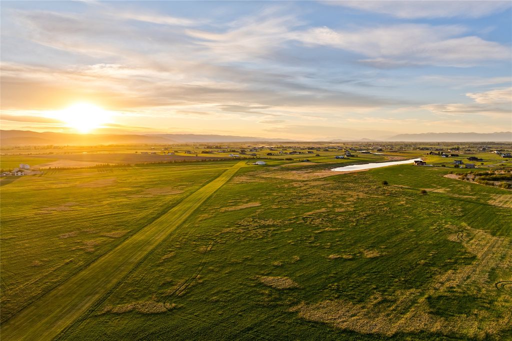 465 Farm Road, Kalispell, MT 59901 photo 14