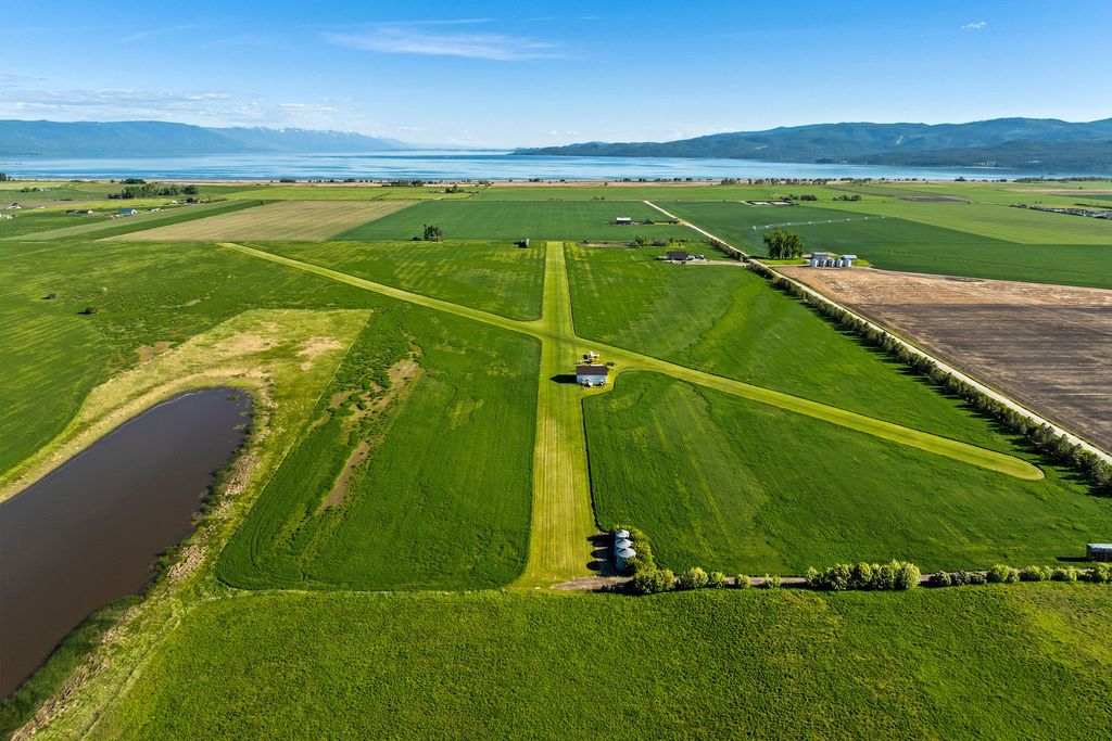 465 Farm Road, Kalispell, MT 59901 photo 2