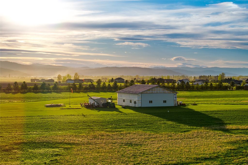 465 Farm Road, Kalispell, MT 59901 photo 23