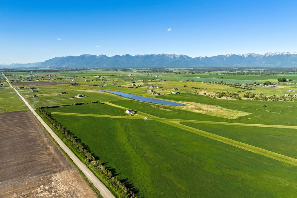 465 Farm Road, Kalispell, MT 59901 photo 3