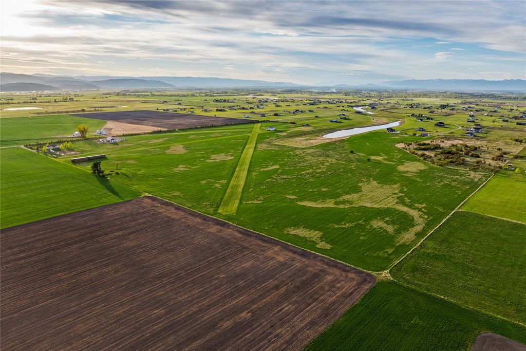 465 Farm Road, Kalispell, MT 59901 photo 44