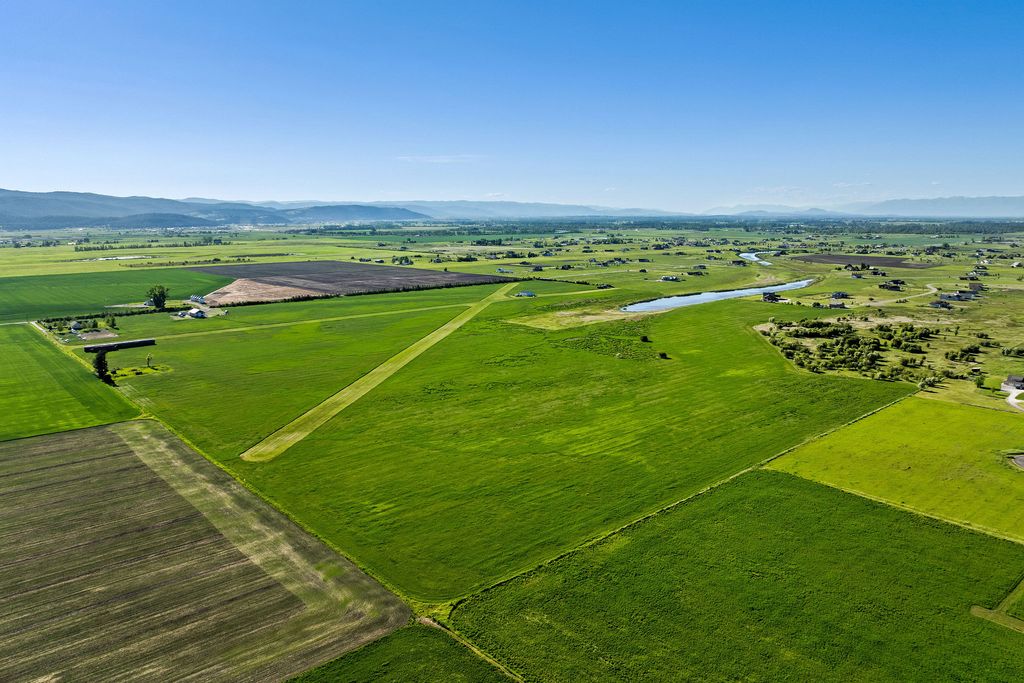 465 Farm Road, Kalispell, MT 59901 photo 7