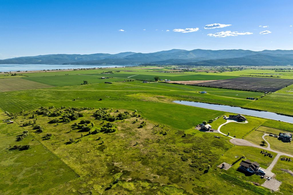 465 Farm Road, Kalispell, MT 59901 photo 8