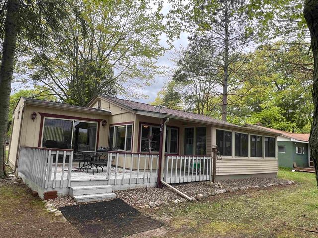 524 Hilo Road, Gladwin, MI 48624