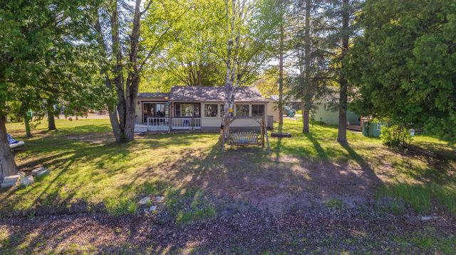 524 Hilo Road, Gladwin, MI 48624