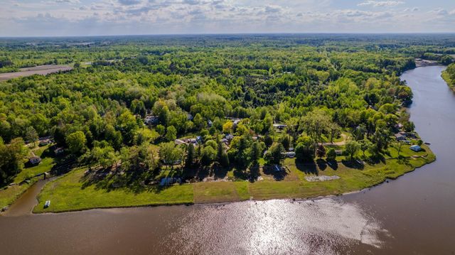524 Hilo Road, Gladwin, MI 48624