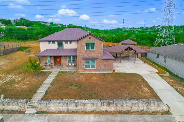 7215 AVERY RD, Live Oak, TX 78233