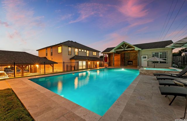 7215 AVERY RD, Live Oak, TX 78233