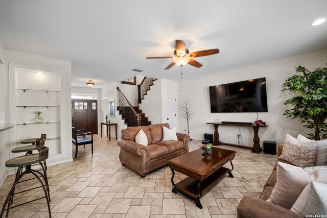 7215 AVERY RD, Live Oak, TX 78233
