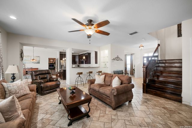 7215 AVERY RD, Live Oak, TX 78233