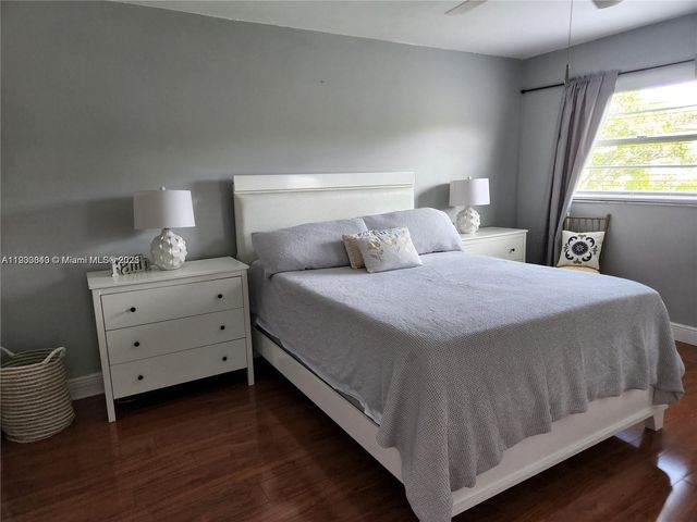 12501 SW 14th St 314R, Pembroke Pines, FL 33027