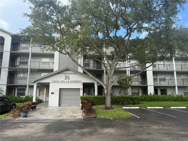 12501 SW 14th St 314R, Pembroke Pines, FL 33027