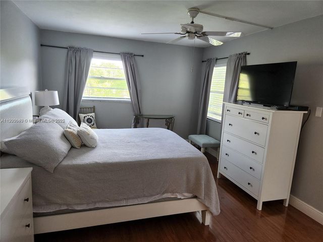 12501 SW 14th St 314R, Pembroke Pines, FL 33027