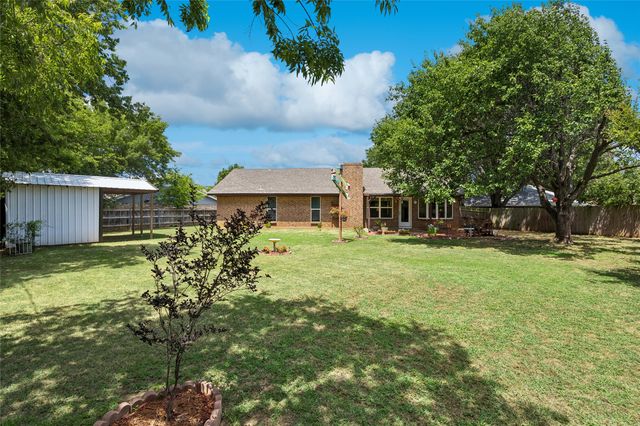 2206 Sexton Drive, Arlington, TX 76015