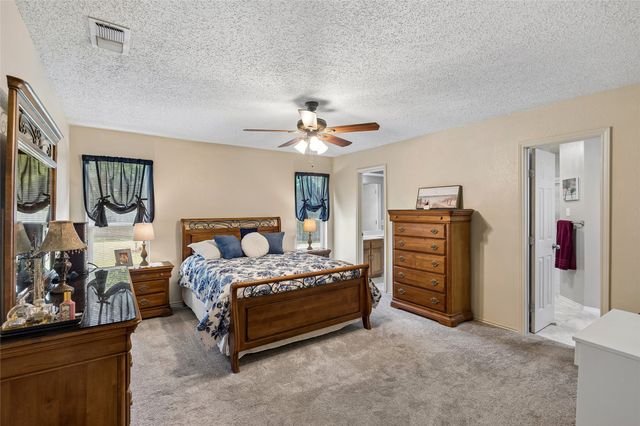 2206 Sexton Drive, Arlington, TX 76015