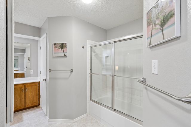2206 Sexton Drive, Arlington, TX 76015