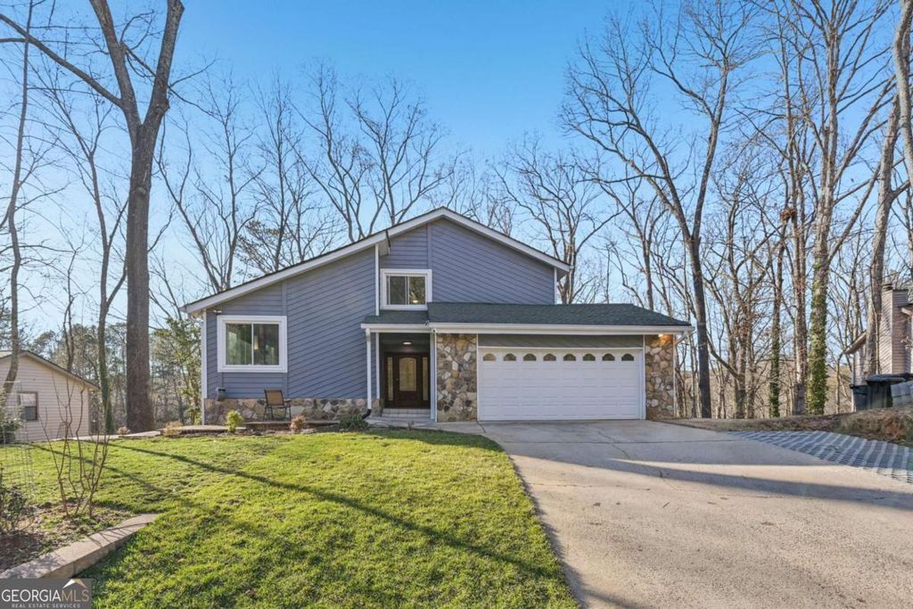 9485 Martin Road, Roswell, GA 30076