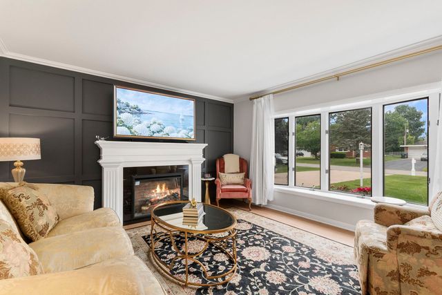 12607 S Meade Avenue, Palos Heights, IL 60463