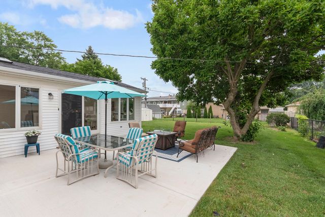 12607 S Meade Avenue, Palos Heights, IL 60463