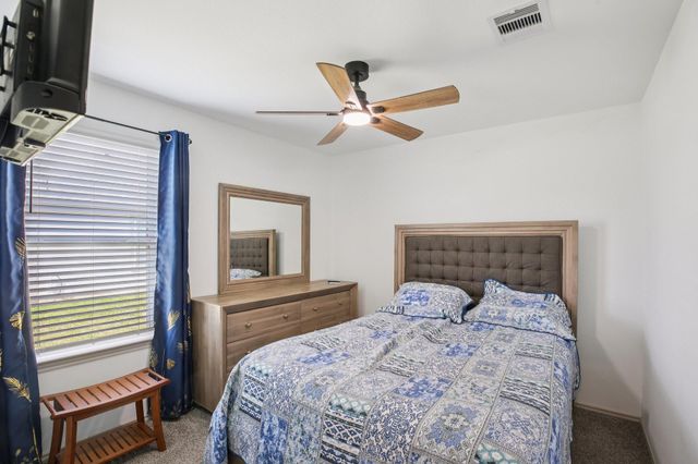 1279 Thornbird Trail, Sealy, TX 77474