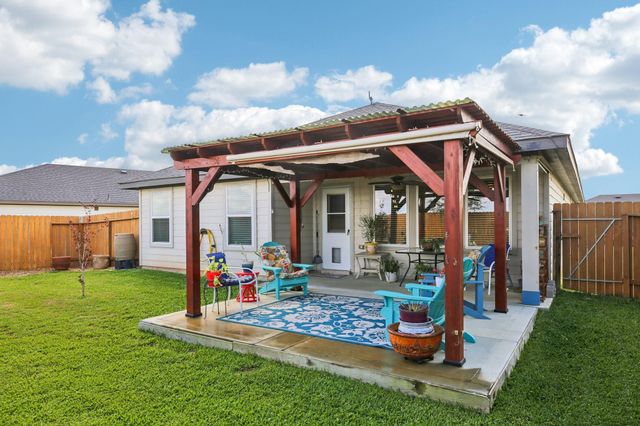 1279 Thornbird Trail, Sealy, TX 77474