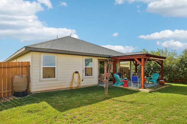 1279 Thornbird Trail, Sealy, TX 77474