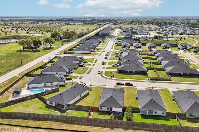 1279 Thornbird Trail, Sealy, TX 77474