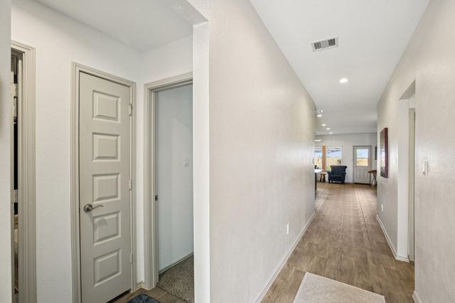 1279 Thornbird Trail, Sealy, TX 77474