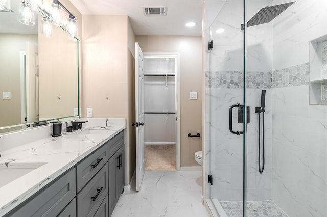 12211 Greenmesa Drive, Houston, TX 77044