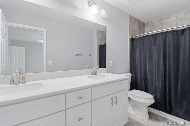 3266 SW Admiral Landing Drive, Dunnellon, FL 34431