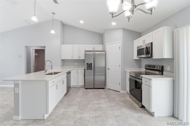 3266 SW Admiral Landing Drive, Dunnellon, FL 34431