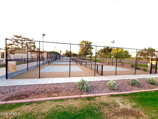 4628 W BLUEFIELD Avenue, Glendale, AZ 85308